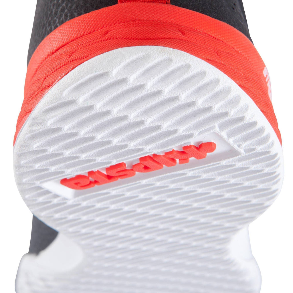 Basketball Shoes Strong 300 II